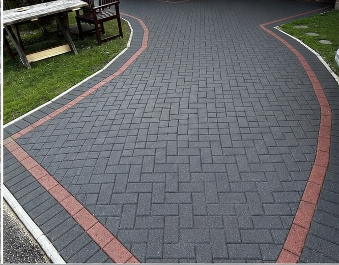 After, Charcoal and red block paving restoration, Driveway Cleaning, Dorset – Dorset Exterior Cleaning